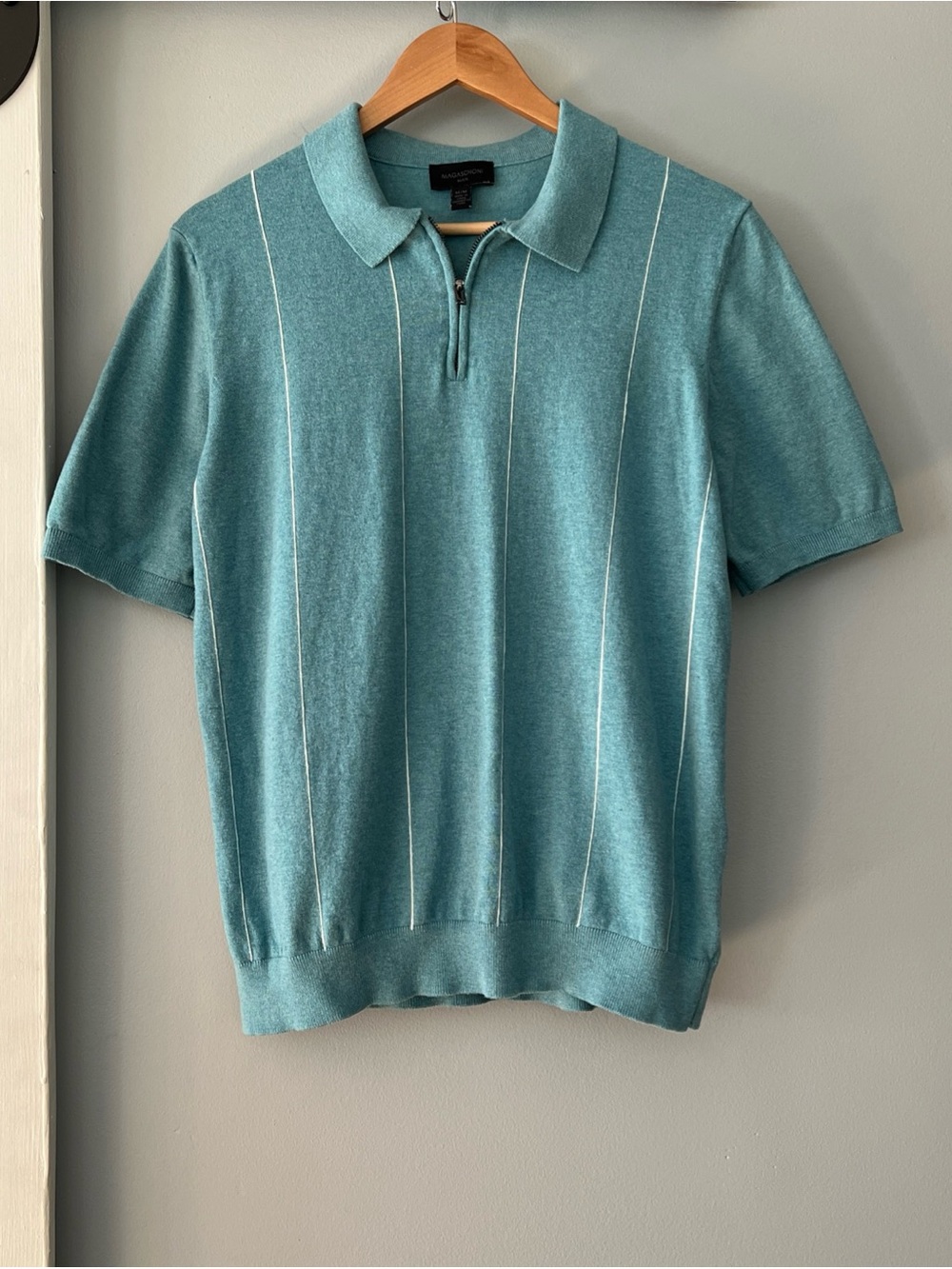 Magaschoni Man Light Blue w/ White Pinstripes Knit 1/4 Zip Polo Shirt Retro Look